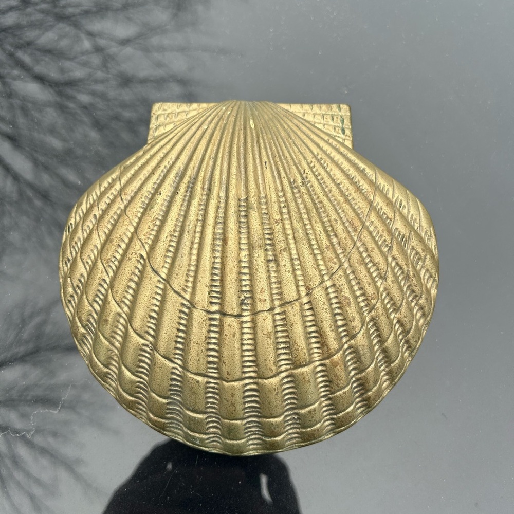 Solid Brass Penco Clam Shell Door Knocker